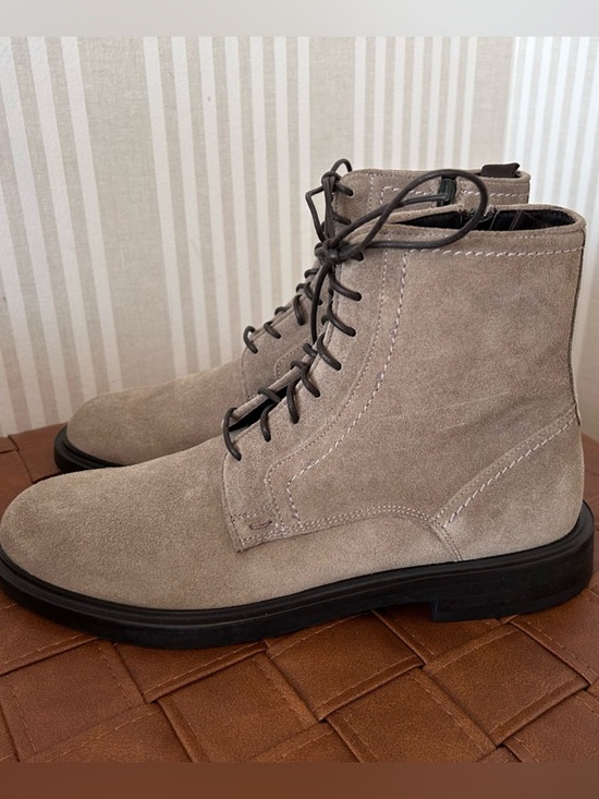 Steve Madden Other - Steve Madden Men's Gray Taupe Suede Lace Up Boots Made in Italy NEW Size 8